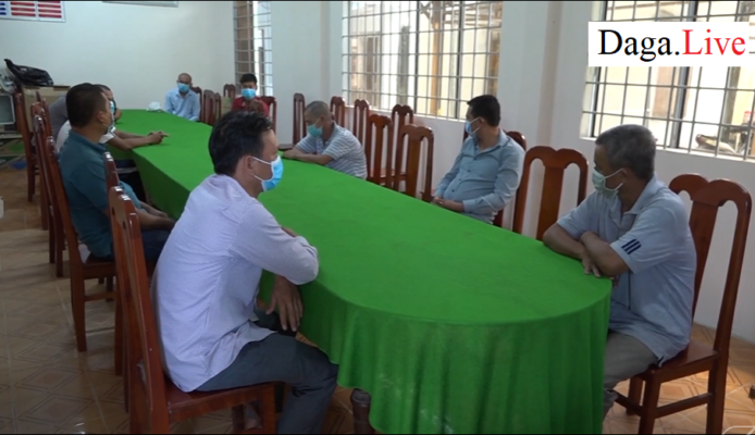 Vi phạm đá gà
